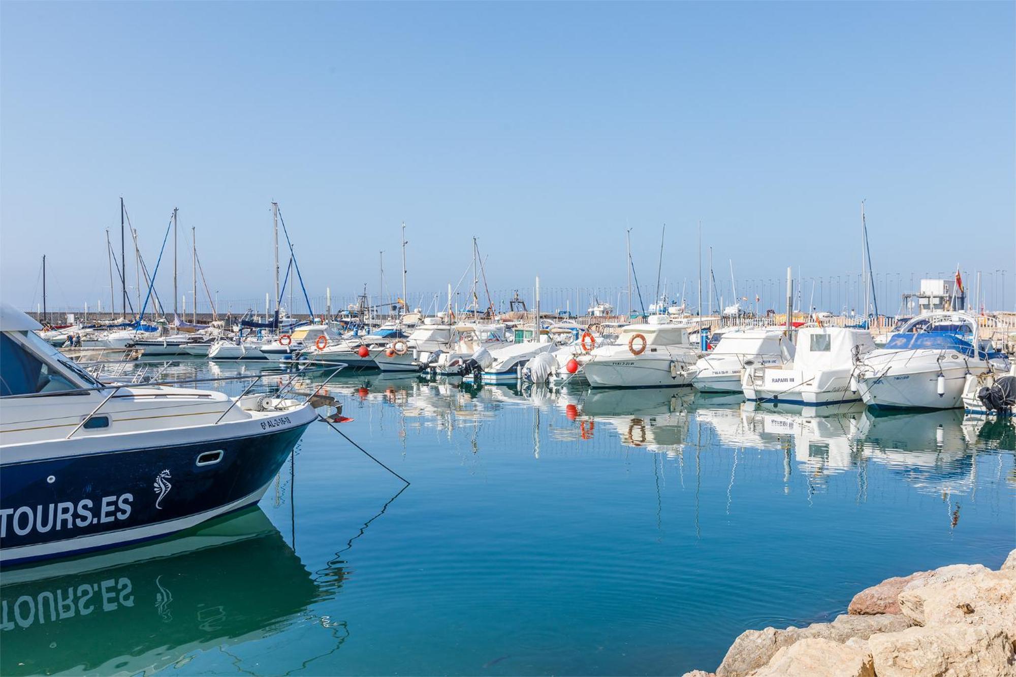 شقة A&N Seaport Caleta كاليتا دي فيليز المظهر الخارجي الصورة